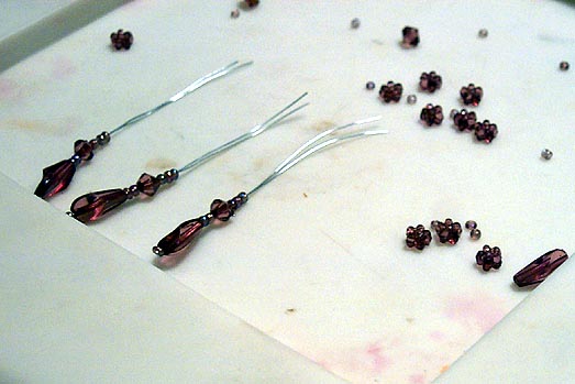 Mini-strings of accent beads.
